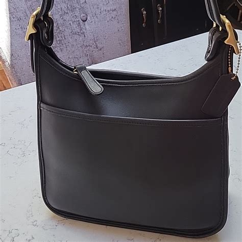 fendi black chief shoukder bag outside zipper compartment